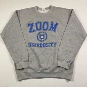 Zoom University Sweatshirt Men's Medium Grey Crewneck Funny Humor College‎ Crest